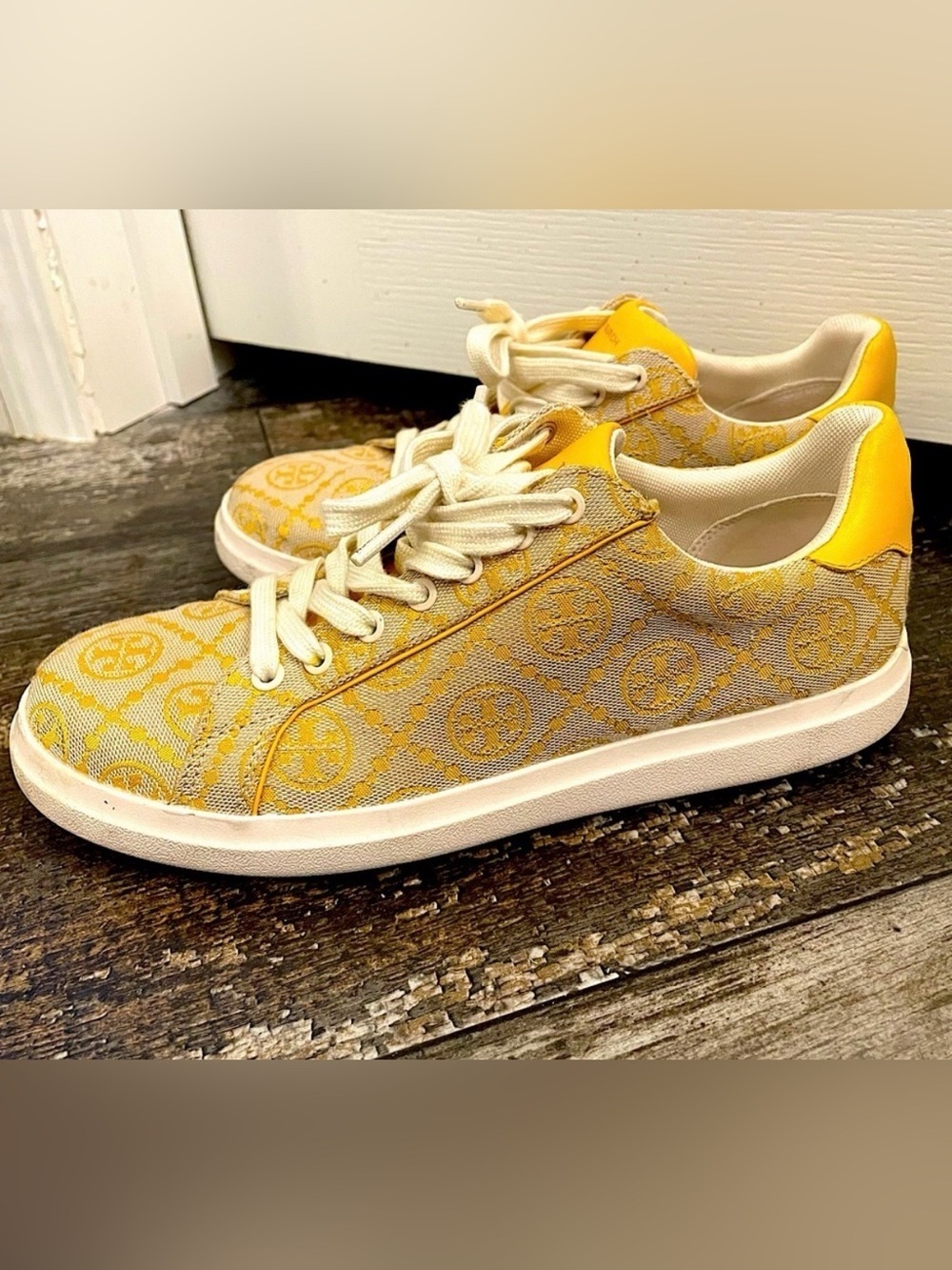 Tory Burch Yellow and White Women's Sneakers SZ 8 EUC